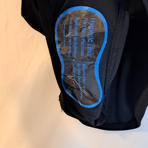 DKNY Ruffled Plunge V-Neck One Piece Women's Size Large  Black NEW $79.99 - Picture 8 of 11